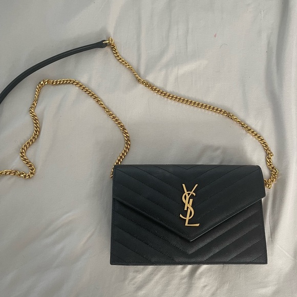 LIKE NEW Authentic YSL CASSANDRE MATELASSÉ ENVELOPE CHAIN WALLET - Picture 5 of 6